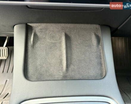 Белый Тесла Модель 3, объемом двигателя 0 л и пробегом 37 тыс. км за 19999 $, фото 112 на Automoto.ua