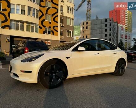 Белый Тесла Модель 3, объемом двигателя 0 л и пробегом 79 тыс. км за 17400 $, фото 47 на Automoto.ua