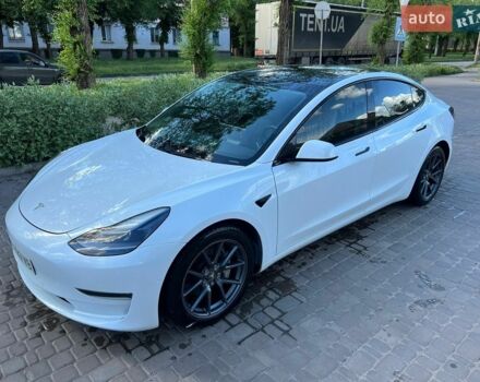 Білий Тесла Модель 3, об'ємом двигуна 0 л та пробігом 260 тис. км за 17800 $, фото 5 на Automoto.ua