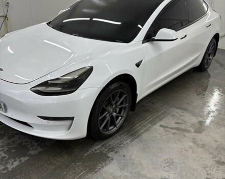 Білий Тесла Модель 3, об'ємом двигуна 0 л та пробігом 113 тис. км за 20200 $, фото 9 на Automoto.ua