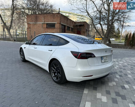 Белый Тесла Модель 3, объемом двигателя 0 л и пробегом 37 тыс. км за 19999 $, фото 31 на Automoto.ua