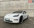 Белый Тесла Модель 3, объемом двигателя 0 л и пробегом 63 тыс. км за 18900 $, фото 1 на Automoto.ua