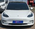 Білий Тесла Модель 3, об'ємом двигуна 0 л та пробігом 63 тис. км за 22900 $, фото 4 на Automoto.ua