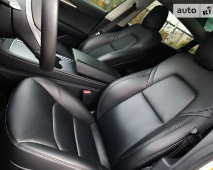 Белый Тесла Модель 3, объемом двигателя 0 л и пробегом 35 тыс. км за 21000 $, фото 5 на Automoto.ua