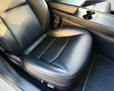 Білий Тесла Модель 3, об'ємом двигуна 0 л та пробігом 188 тис. км за 16999 $, фото 20 на Automoto.ua