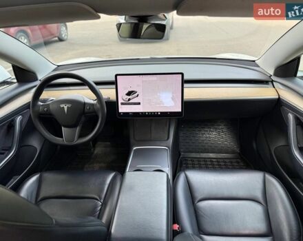 Білий Тесла Модель 3, об'ємом двигуна 0 л та пробігом 107 тис. км за 15450 $, фото 3 на Automoto.ua