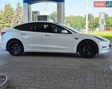 Белый Тесла Модель 3, объемом двигателя 0 л и пробегом 19 тыс. км за 21500 $, фото 15 на Automoto.ua