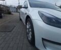 Белый Тесла Модель 3, объемом двигателя 0 л и пробегом 139 тыс. км за 18000 $, фото 2 на Automoto.ua