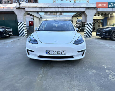 Білий Тесла Модель 3, об'ємом двигуна 0 л та пробігом 83 тис. км за 22700 $, фото 1 на Automoto.ua