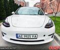 Белый Тесла Модель 3, объемом двигателя 0.33 л и пробегом 29 тыс. км за 21550 $, фото 1 на Automoto.ua