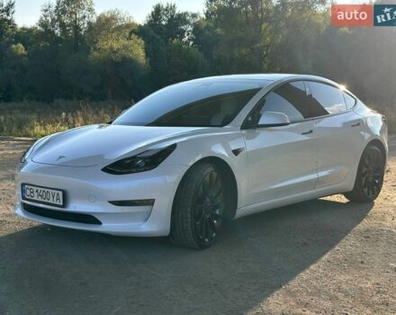 Белый Тесла Модель 3, объемом двигателя 0 л и пробегом 90 тыс. км за 22699 $, фото 14 на Automoto.ua