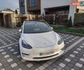 Белый Тесла Модель 3, объемом двигателя 0 л и пробегом 105 тыс. км за 16950 $, фото 2 на Automoto.ua
