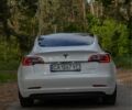 Білий Тесла Модель 3, об'ємом двигуна 0 л та пробігом 98 тис. км за 22050 $, фото 7 на Automoto.ua