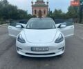 Белый Тесла Модель 3, объемом двигателя 0 л и пробегом 98 тыс. км за 18750 $, фото 15 на Automoto.ua