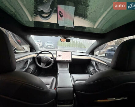 Білий Тесла Модель 3, об'ємом двигуна 0 л та пробігом 63 тис. км за 19500 $, фото 12 на Automoto.ua
