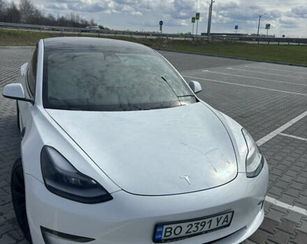 Білий Тесла Модель 3, об'ємом двигуна 0 л та пробігом 85 тис. км за 23999 $, фото 20 на Automoto.ua