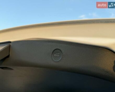 Білий Тесла Модель 3, об'ємом двигуна 0 л та пробігом 88 тис. км за 20950 $, фото 37 на Automoto.ua