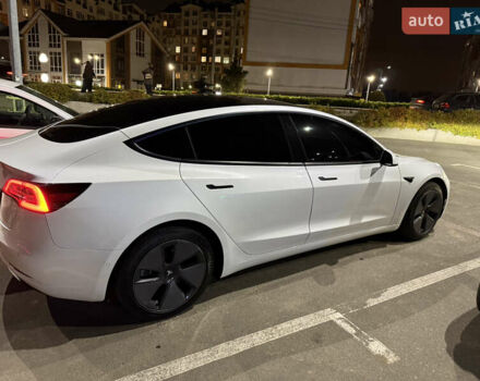 Білий Тесла Модель 3, об'ємом двигуна 0 л та пробігом 78 тис. км за 18900 $, фото 1 на Automoto.ua