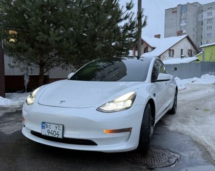 Білий Тесла Модель 3, об'ємом двигуна 0 л та пробігом 132 тис. км за 18700 $, фото 6 на Automoto.ua