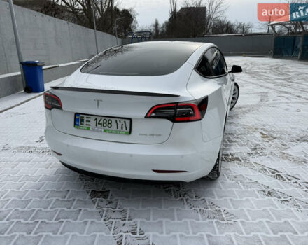 Білий Тесла Модель 3, об'ємом двигуна 0 л та пробігом 260 тис. км за 19500 $, фото 5 на Automoto.ua