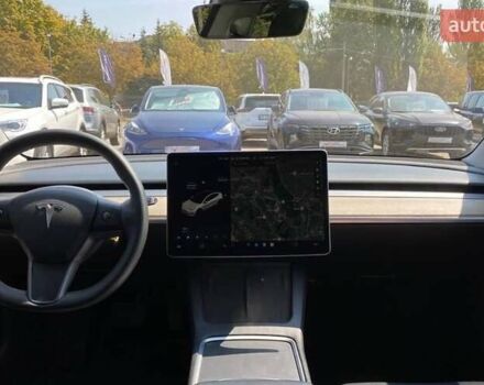 Білий Тесла Модель 3, об'ємом двигуна 0 л та пробігом 180 тис. км за 15300 $, фото 8 на Automoto.ua