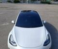 Белый Тесла Модель 3, объемом двигателя 0 л и пробегом 105 тыс. км за 20800 $, фото 2 на Automoto.ua