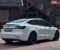 Білий Тесла Модель 3, об'ємом двигуна 0 л та пробігом 81 тис. км за 21000 $, фото 3 на Automoto.ua