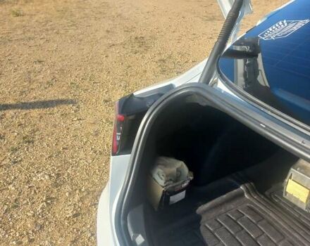 Білий Тесла Модель 3, об'ємом двигуна 0 л та пробігом 147 тис. км за 17000 $, фото 14 на Automoto.ua