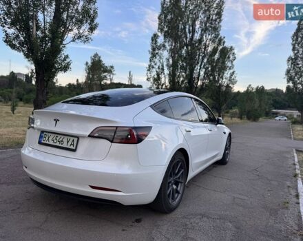 Білий Тесла Модель 3, об'ємом двигуна 0 л та пробігом 78 тис. км за 22200 $, фото 3 на Automoto.ua