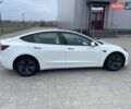 Білий Тесла Модель 3, об'ємом двигуна 0 л та пробігом 61 тис. км за 16700 $, фото 9 на Automoto.ua