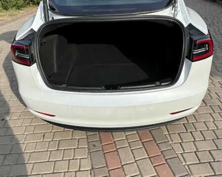 Білий Тесла Модель 3, об'ємом двигуна 0 л та пробігом 35 тис. км за 17600 $, фото 11 на Automoto.ua