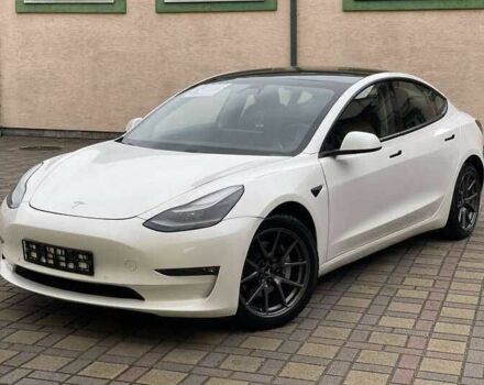 Белый Тесла Модель 3, объемом двигателя 0 л и пробегом 118 тыс. км за 13200 $, фото 2 на Automoto.ua