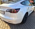 Белый Тесла Модель 3, объемом двигателя 0 л и пробегом 55 тыс. км за 21500 $, фото 14 на Automoto.ua
