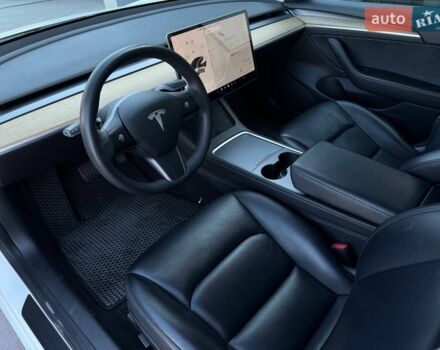 Білий Тесла Модель 3, об'ємом двигуна 0 л та пробігом 185 тис. км за 16500 $, фото 33 на Automoto.ua