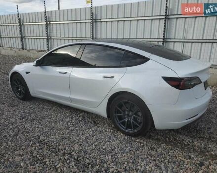 Білий Тесла Модель 3, об'ємом двигуна 0 л та пробігом 91 тис. км за 6300 $, фото 2 на Automoto.ua