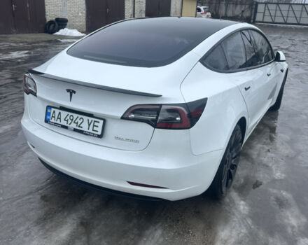 Білий Тесла Модель 3, об'ємом двигуна 0 л та пробігом 118 тис. км за 24900 $, фото 3 на Automoto.ua