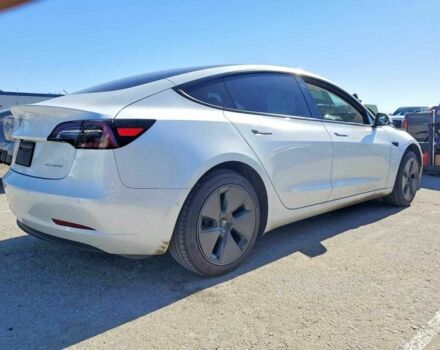 Белый Тесла Модель 3, объемом двигателя 0 л и пробегом 40 тыс. км за 4500 $, фото 2 на Automoto.ua