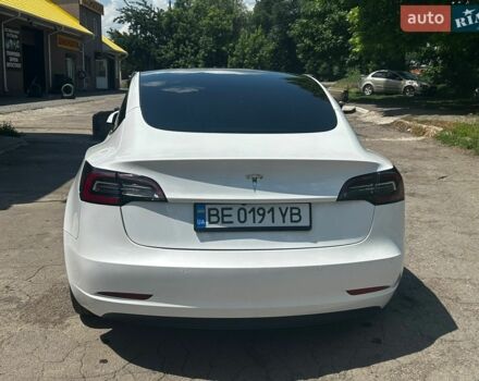 Белый Тесла Модель 3, объемом двигателя 0 л и пробегом 59 тыс. км за 20900 $, фото 9 на Automoto.ua