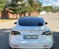 Білий Тесла Модель 3, об'ємом двигуна 0 л та пробігом 176 тис. км за 20500 $, фото 5 на Automoto.ua