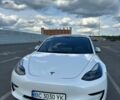 Белый Тесла Модель 3, объемом двигателя 0 л и пробегом 95 тыс. км за 20000 $, фото 13 на Automoto.ua
