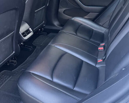 Білий Тесла Модель 3, об'ємом двигуна 0 л та пробігом 57 тис. км за 23000 $, фото 11 на Automoto.ua