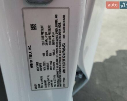 Белый Тесла Модель 3, объемом двигателя 0 л и пробегом 37 тыс. км за 11700 $, фото 10 на Automoto.ua