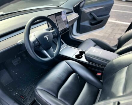 Тесла Модель 3 2021 у Луцьку на Automoto.ua Білий Тесла Модель 3, об'ємом двигуна 0 л та пробігом 170 тис. км за 18500 $, фото 1 на Automoto.ua