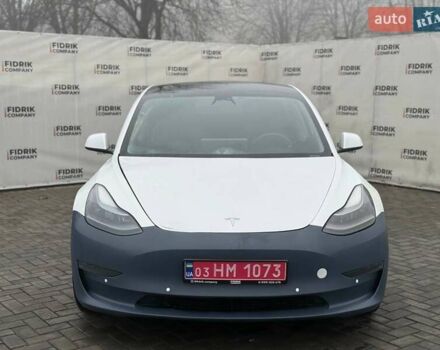 Белый Тесла Модель 3, объемом двигателя 0 л и пробегом 100 тыс. км за 12900 $, фото 10 на Automoto.ua