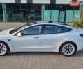 Белый Тесла Модель 3, объемом двигателя 0 л и пробегом 74 тыс. км за 18300 $, фото 4 на Automoto.ua