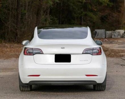 Белый Тесла Модель 3, объемом двигателя 0 л и пробегом 66 тыс. км за 14100 $, фото 8 на Automoto.ua