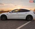 Білий Тесла Модель 3, об'ємом двигуна 0 л та пробігом 91 тис. км за 17700 $, фото 1 на Automoto.ua
