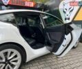 Білий Тесла Модель 3, об'ємом двигуна 0 л та пробігом 73 тис. км за 19900 $, фото 28 на Automoto.ua