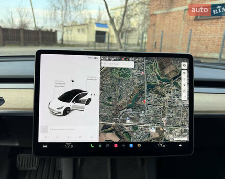 Белый Тесла Модель 3, объемом двигателя 0 л и пробегом 37 тыс. км за 19999 $, фото 110 на Automoto.ua