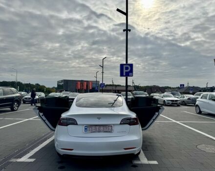 Тесла Модель 3 2021 в Луцке на Automoto.ua Белый Тесла Модель 3, объемом двигателя 0 л и пробегом 170 тыс. км за 18500 $, фото 12 на Automoto.ua